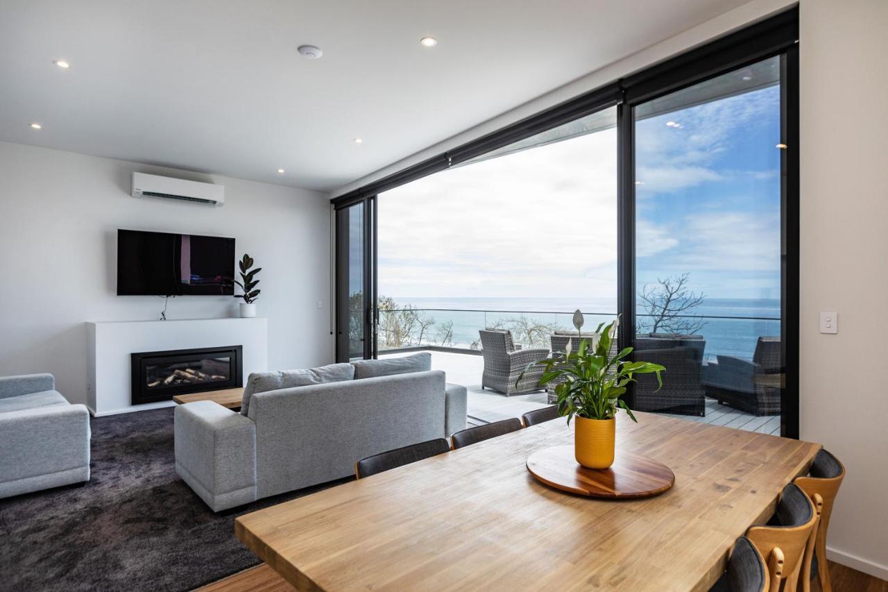 Oakura Beach Front Apartments Екстериор снимка